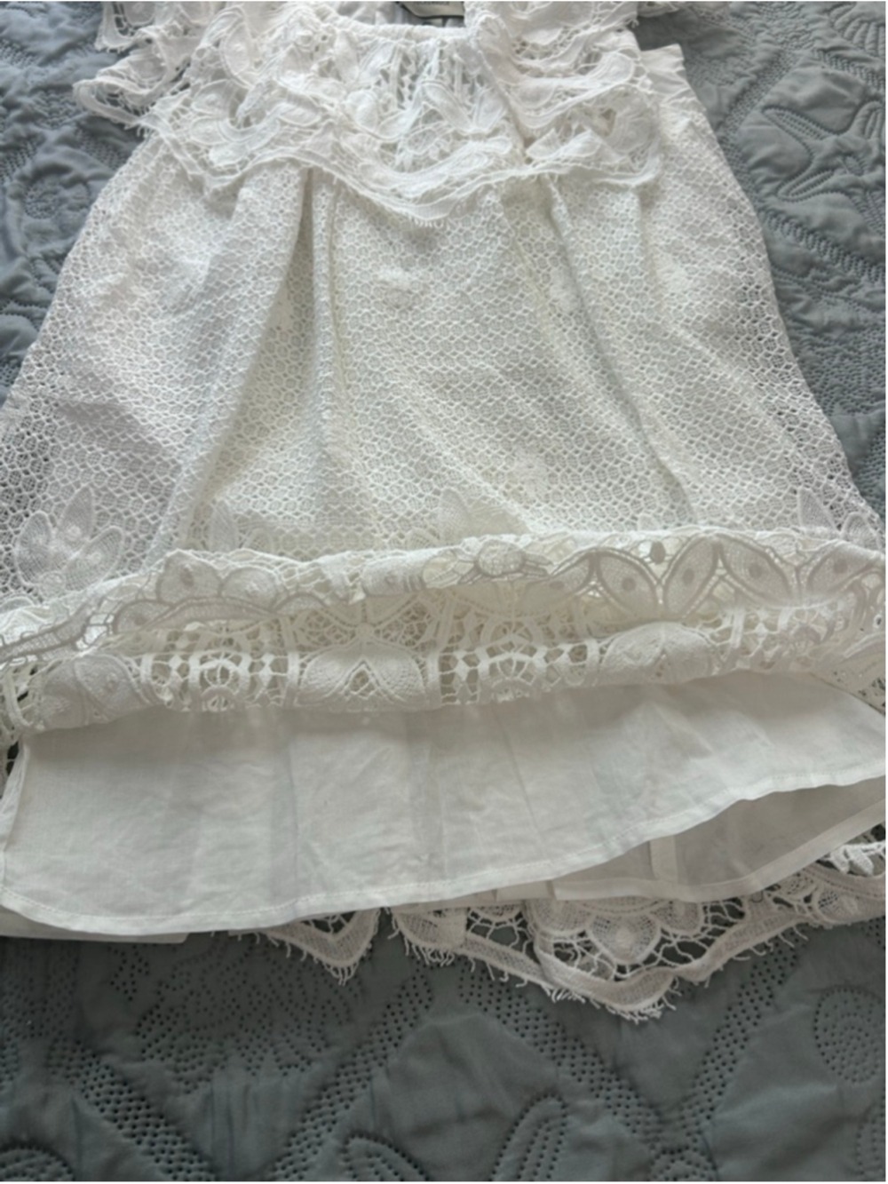 Tuckernuck Avalon Off Shoulder White Lace Mini Dress NWT Size S - Picture 9 of 11